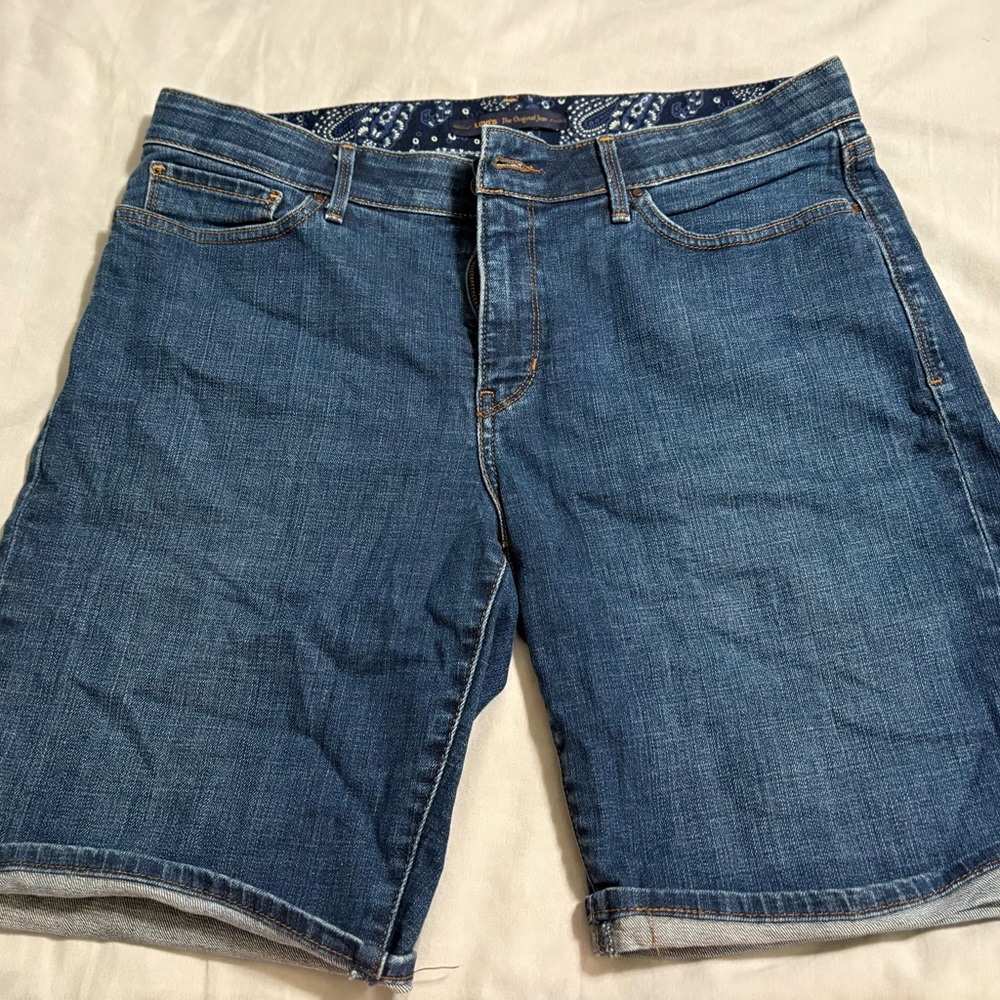 Levi's Women's Blue Jean Shorts - Picture 2 of 6